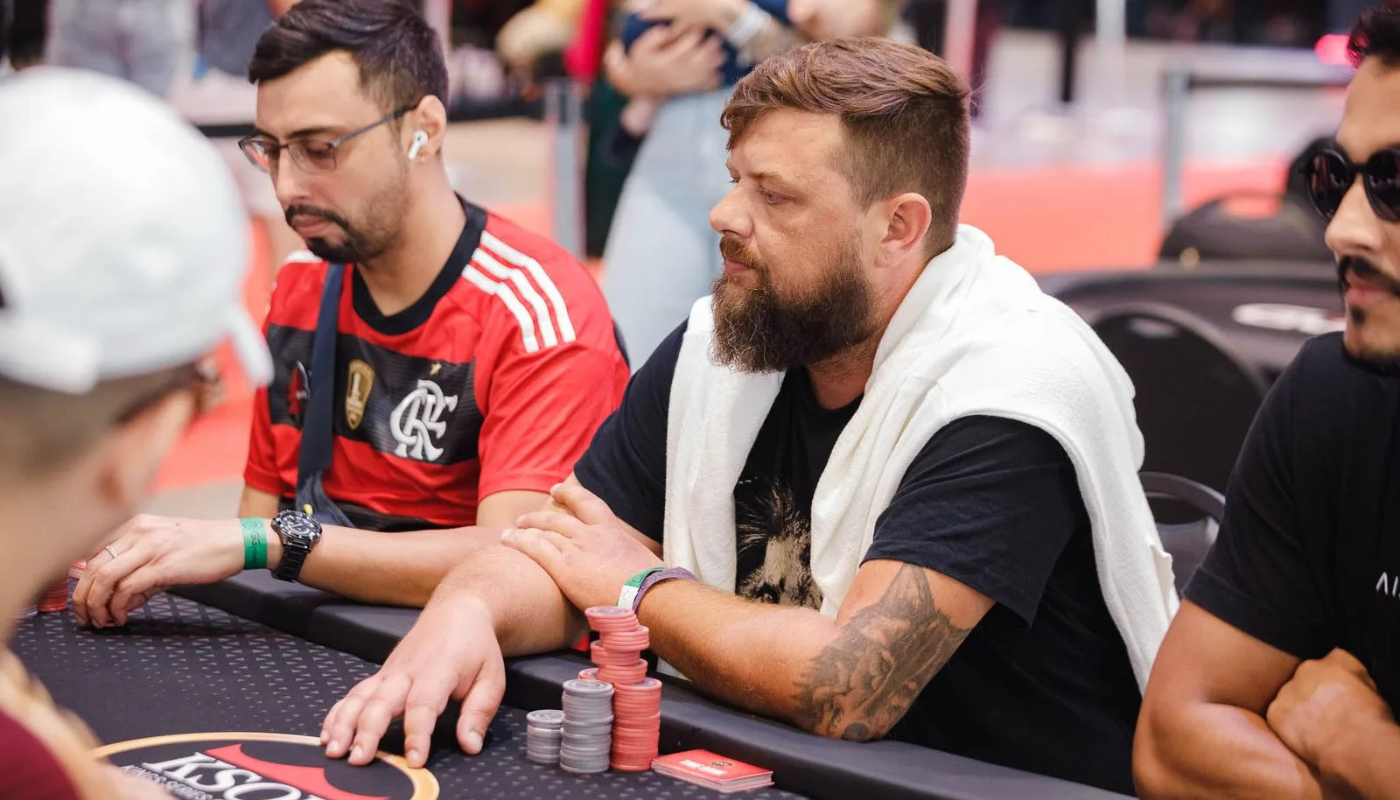 Brasileiro “tanqueray” vence torneio do KSOP Online